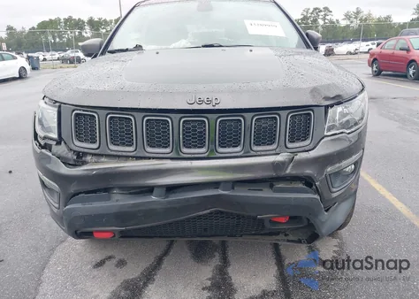 2019 Jeep Compass Trailhawk 4X4 из США, поврежденный, VIN 3C4NJDDBXKT728498